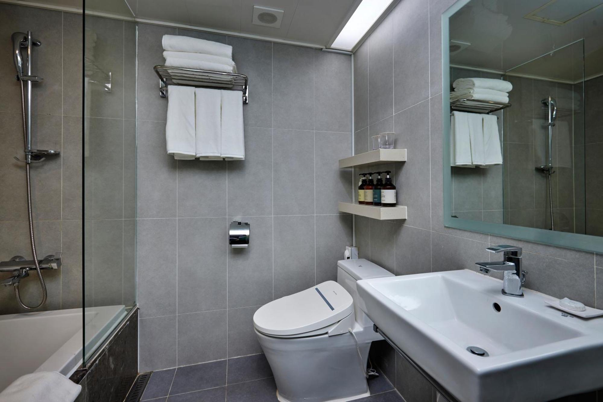 Hotel Interciti Tedžon Exteriér fotografie