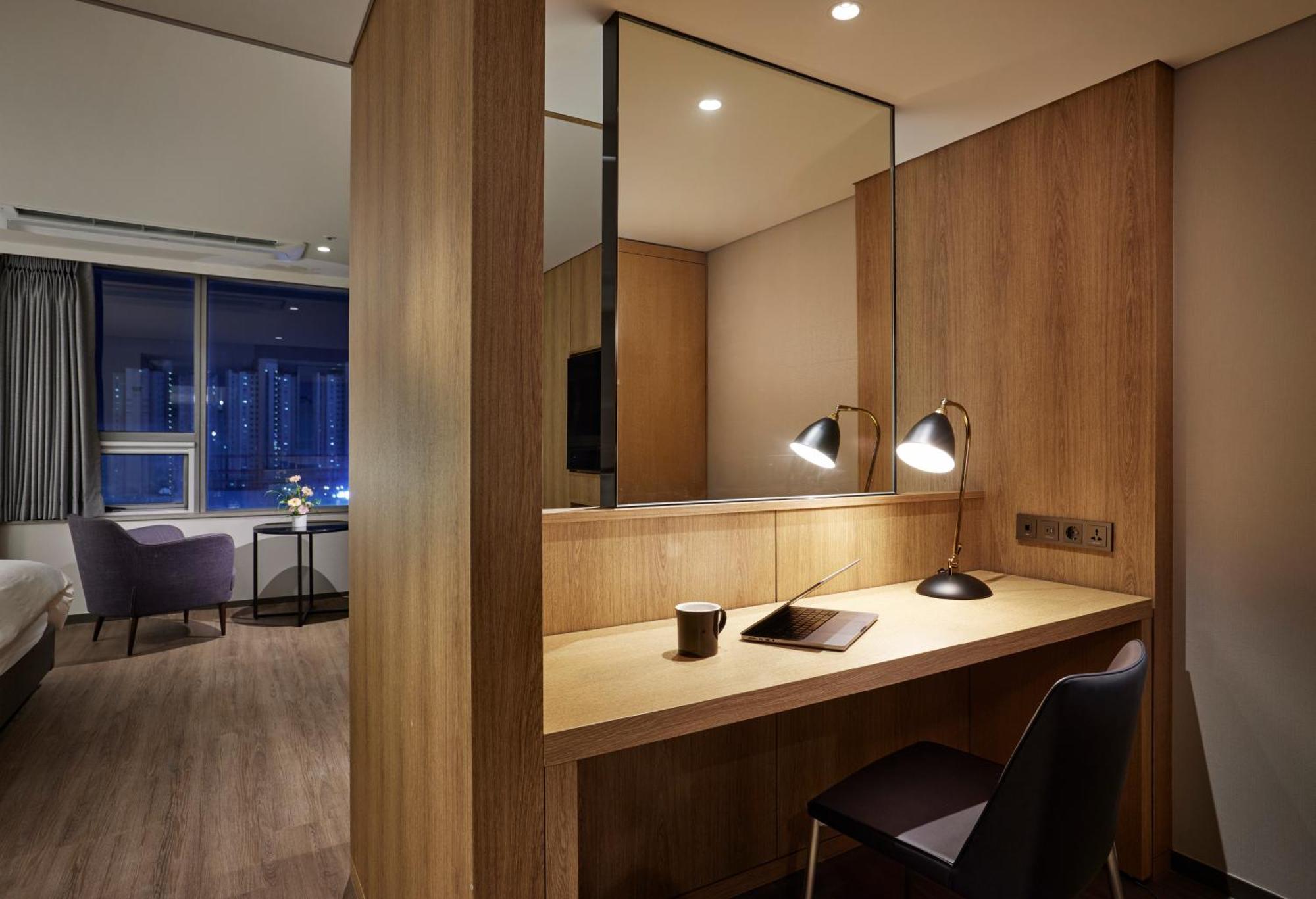 Hotel Interciti Tedžon Exteriér fotografie