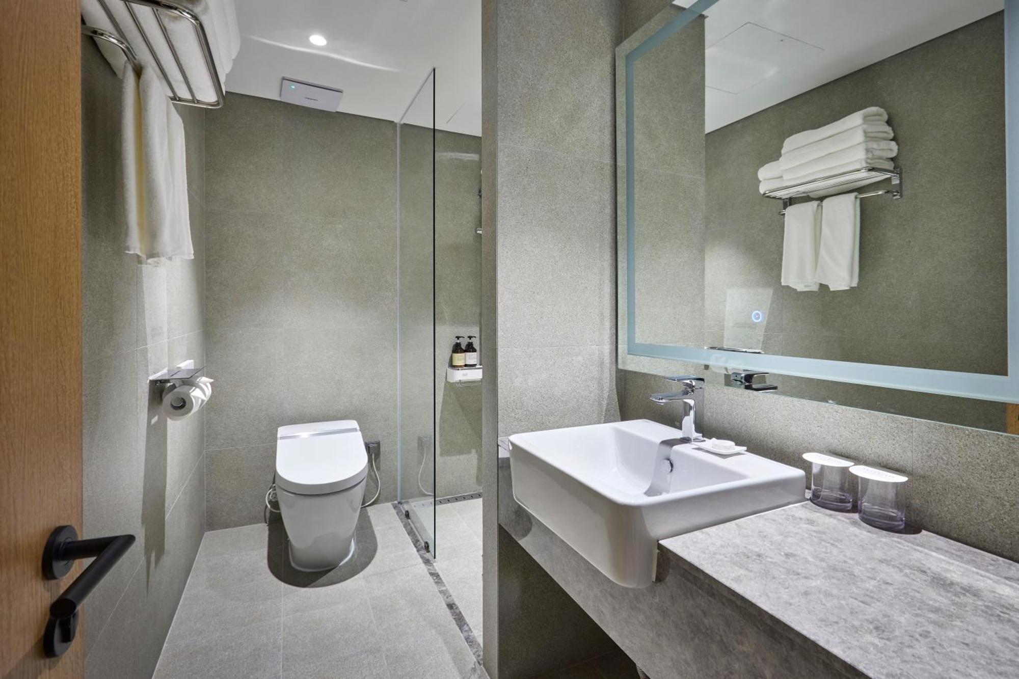 Hotel Interciti Tedžon Exteriér fotografie