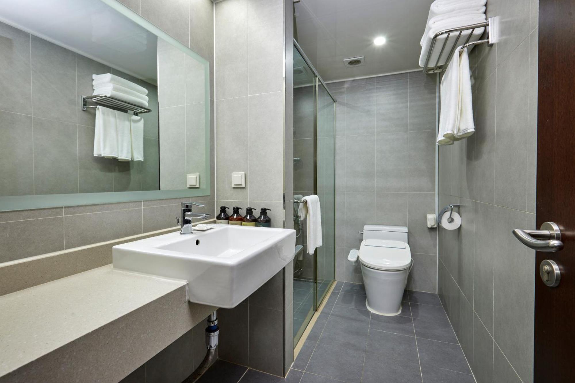 Hotel Interciti Tedžon Exteriér fotografie