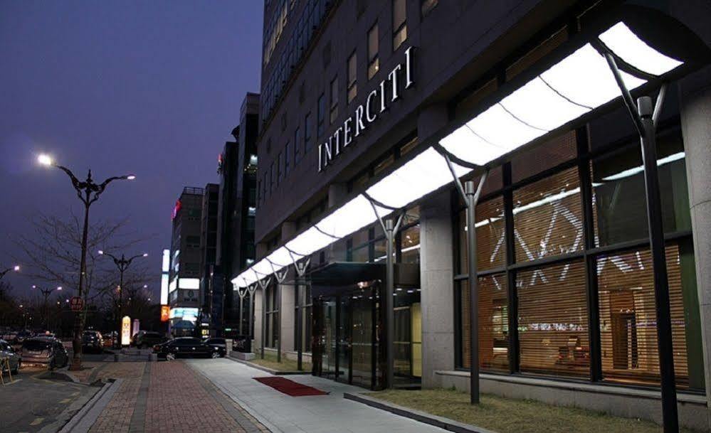 Hotel Interciti Tedžon Exteriér fotografie
